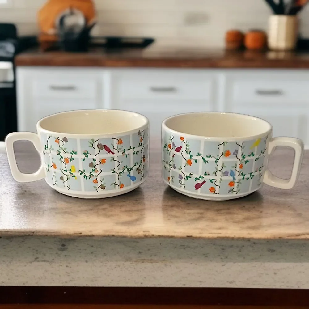 2 Vintage Soup Chili Mug Cup Ceramic Flowers Birds Pastel Pair Cottage 70s Retro